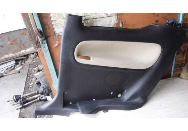 Обшивка салона задня права, купе, Peugeot 206, 9650070177